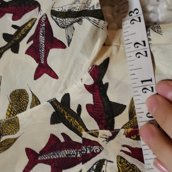 Vintage Perry Ellis men's short sleeve button down FISH PRINT 100% silk - Picture 3 of 5